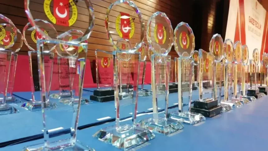 Türkiye Gazetecilik Başarı Ödülleri