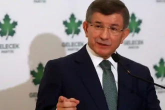 Ahmet Davutoğlu