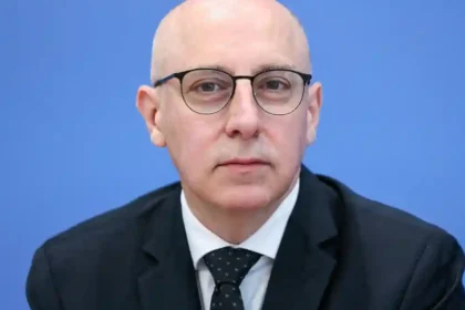 Sinan Selen