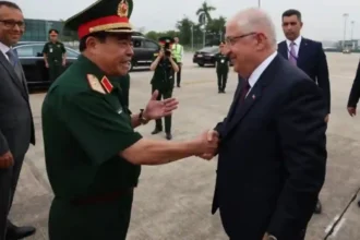 Yaşar Güler Vietnam